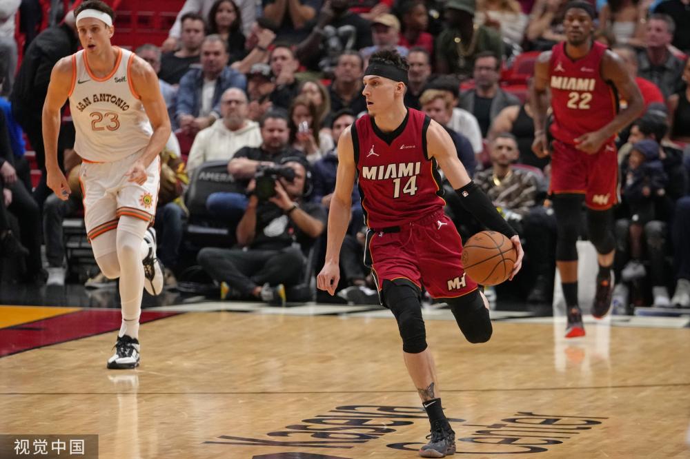 [高尔夫]拉斯海玛锦标赛德勒雷领先 李昊桐T30丁文一T63.