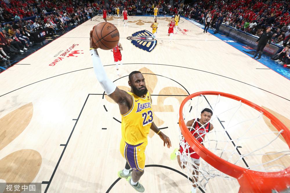 惊艳全场的 惊艳全场的