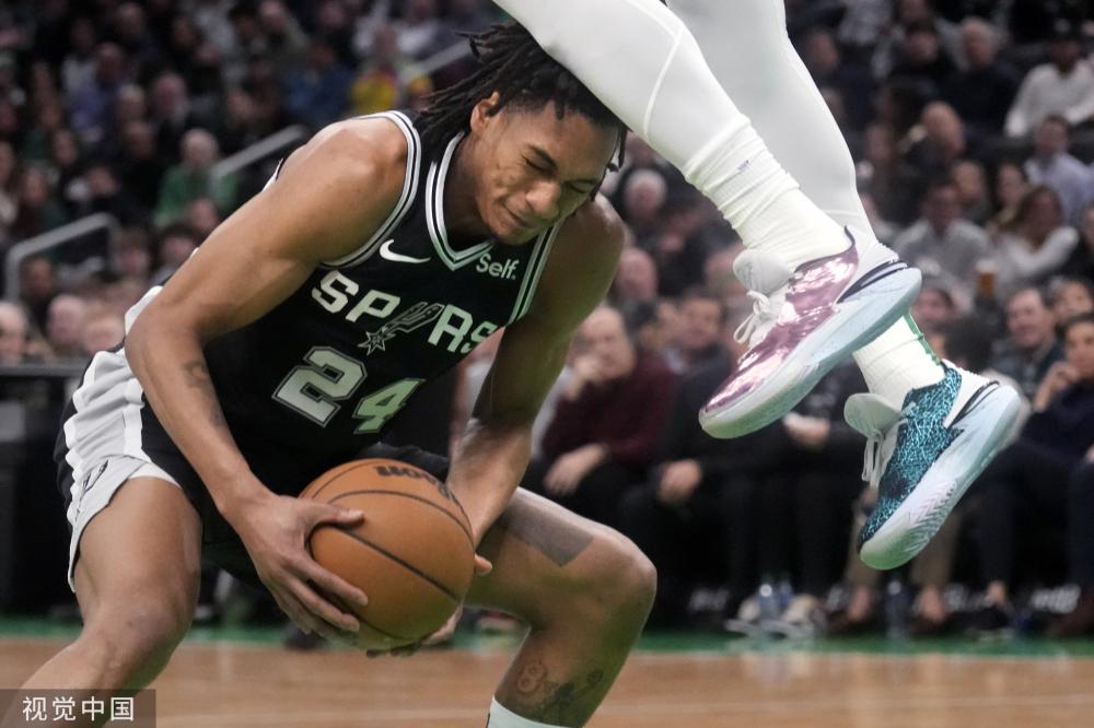 而其中最令 而其中最令